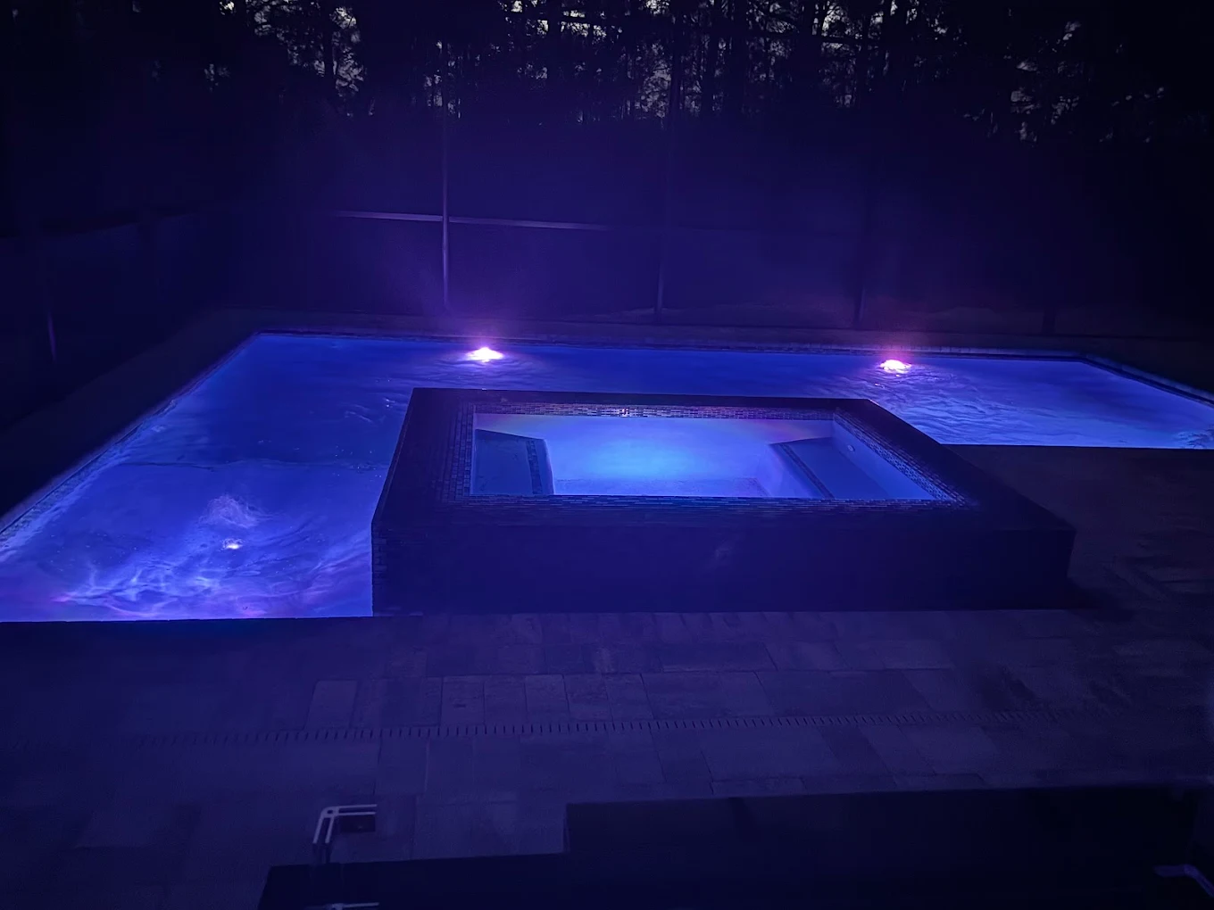 Modern Geometric pool project in Florida